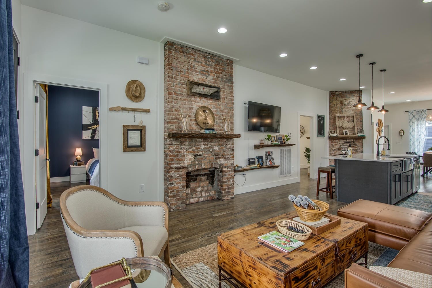 Cozy living room with fireplace.