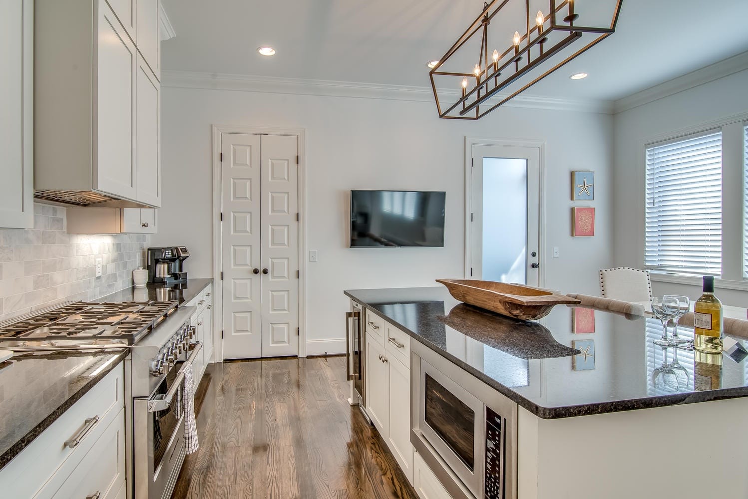 Modern kitchen with island counter.