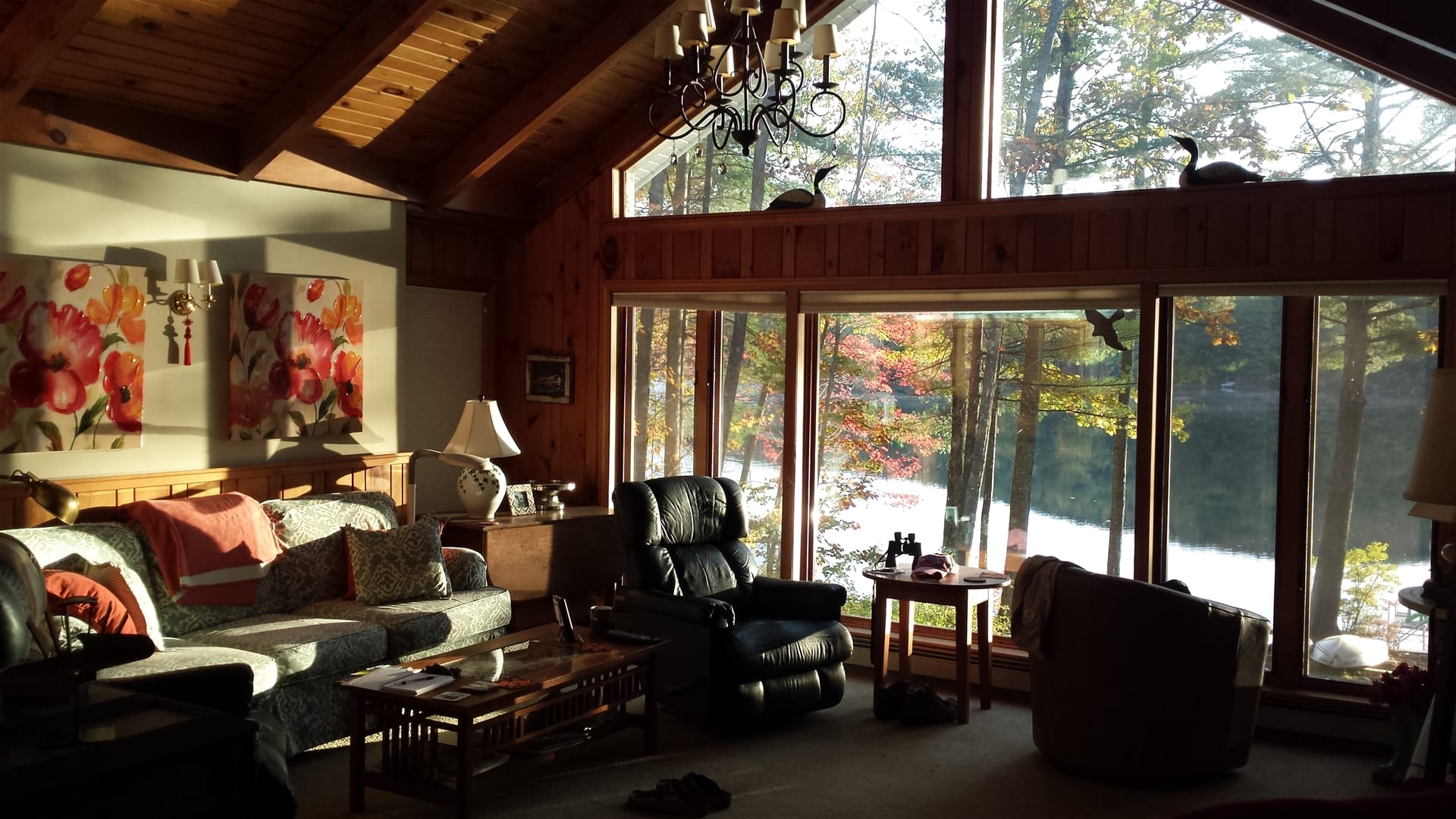 Cozy living room with lake view.