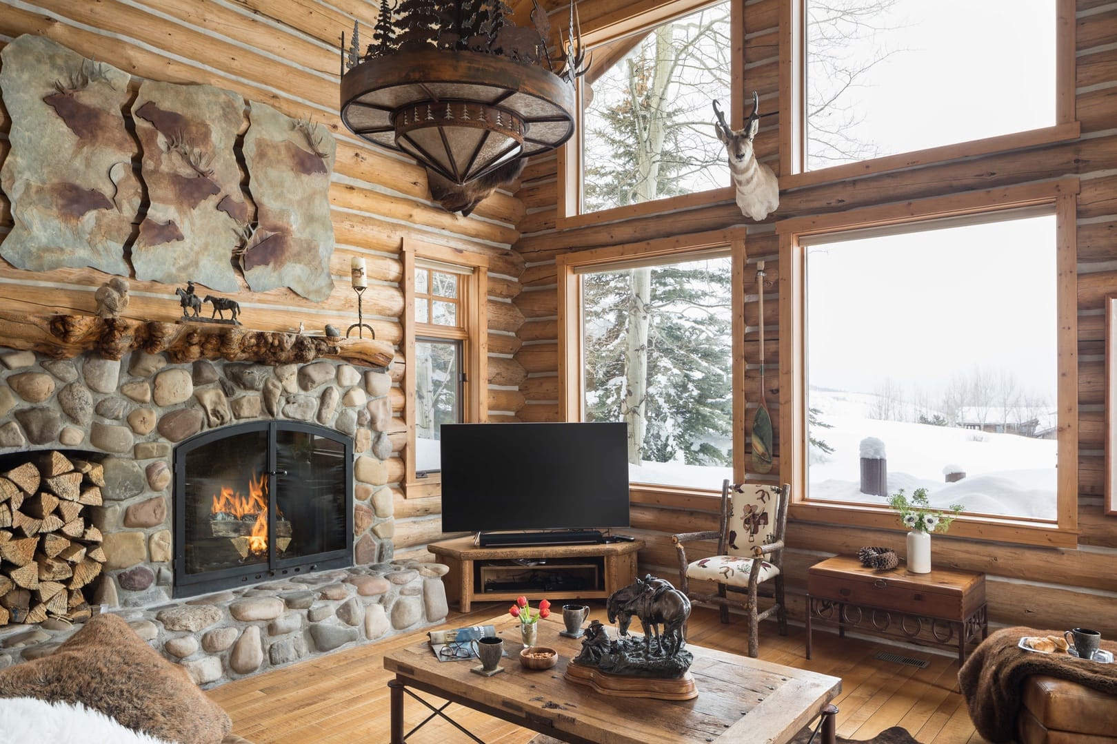 Rustic wood cabin living room.