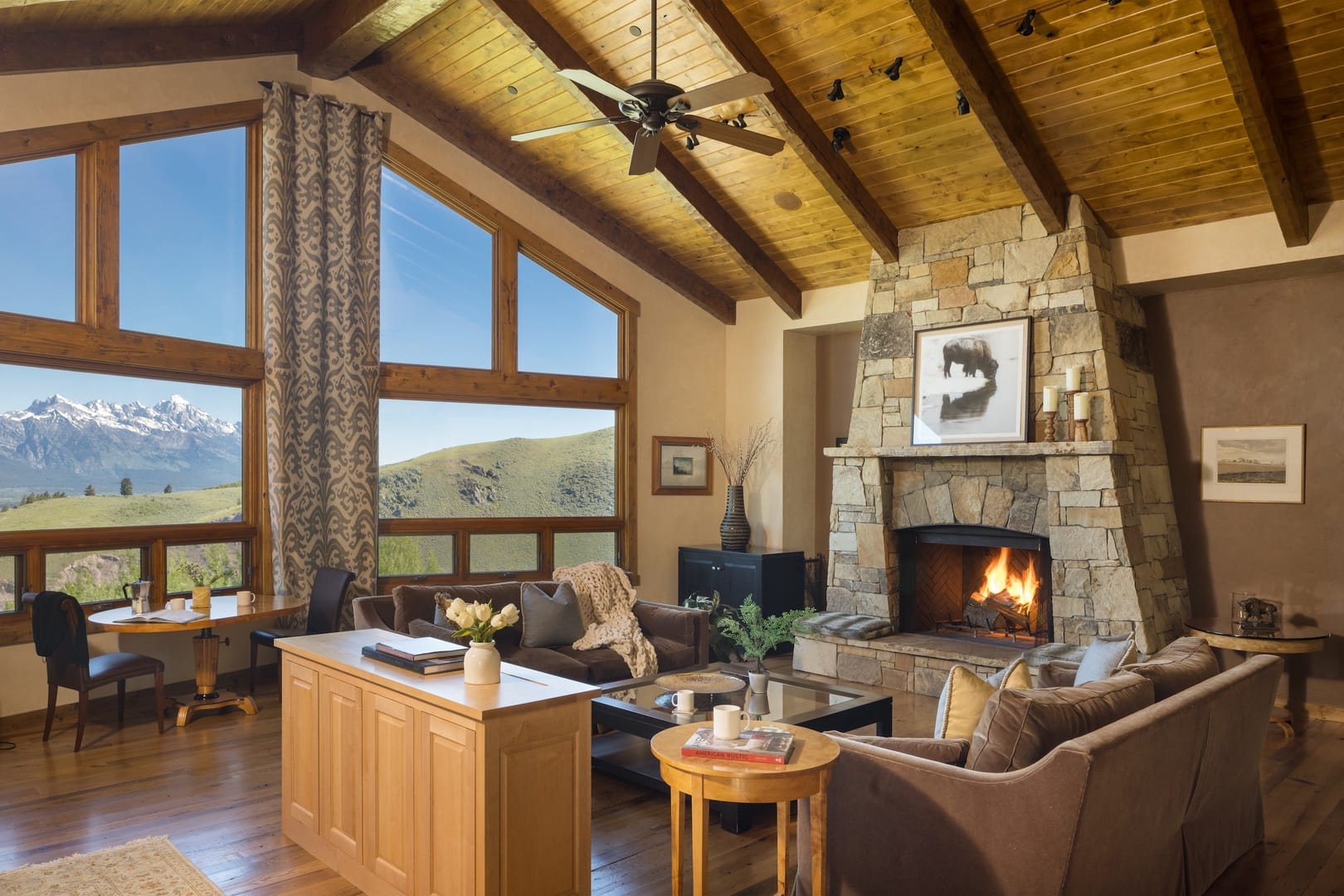 Cozy living room with mountain view.