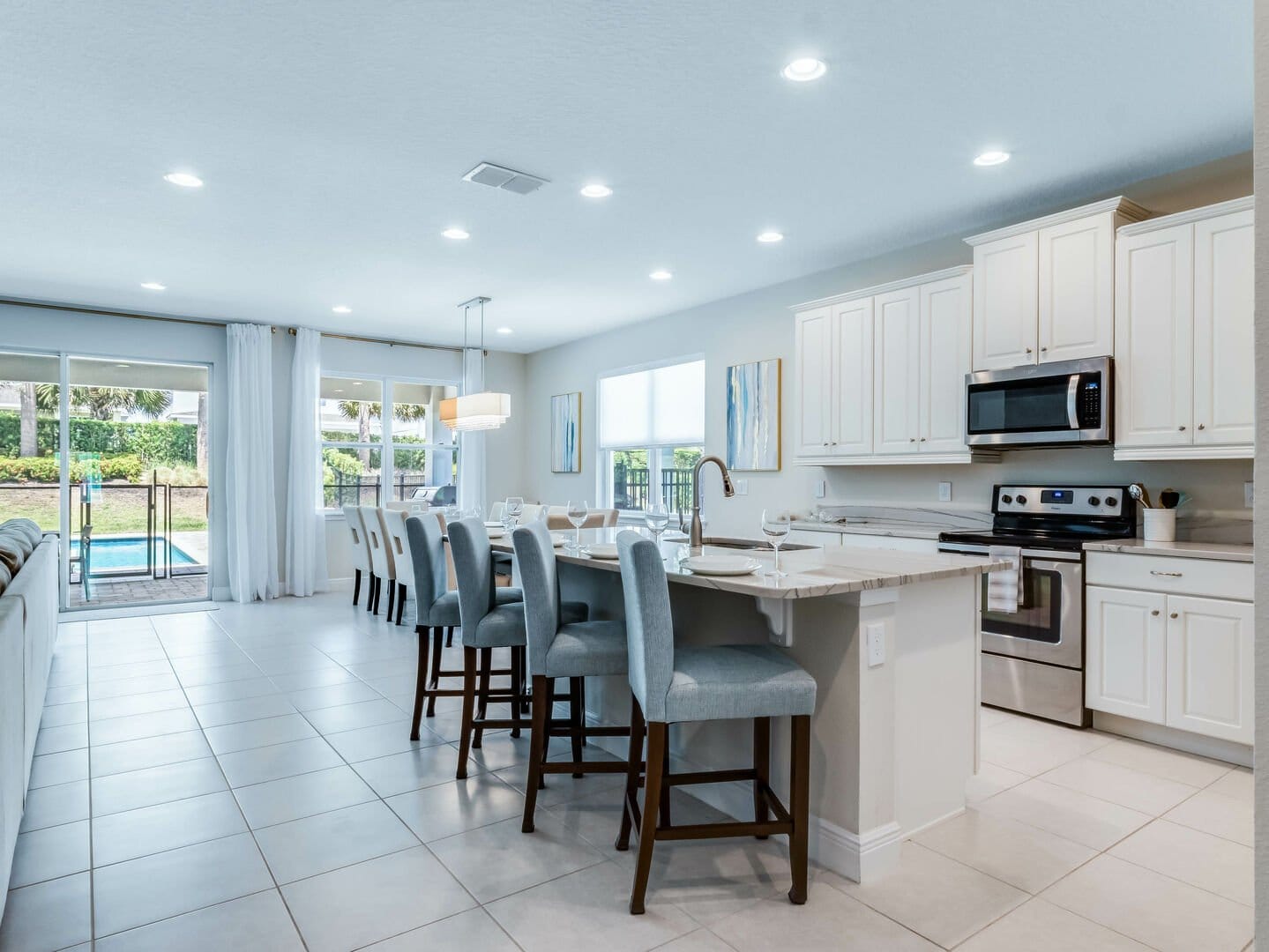 Bright, modern kitchen and dining area.