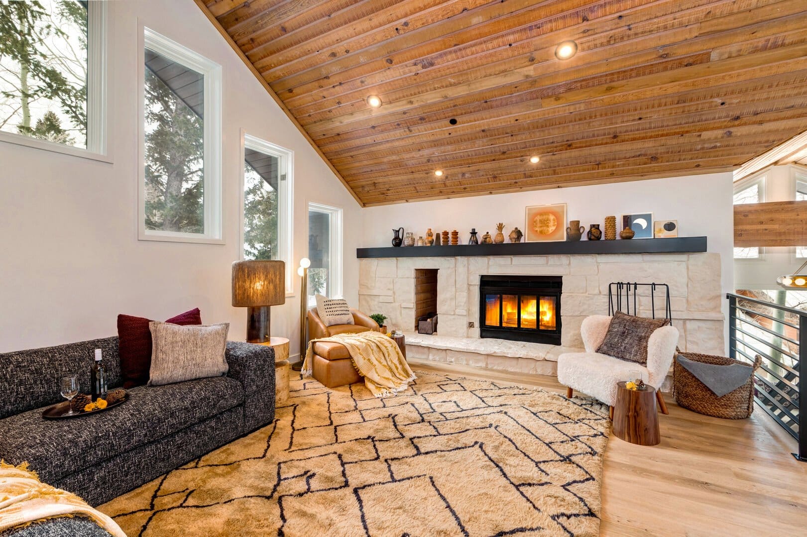 Cozy living room with fireplace.