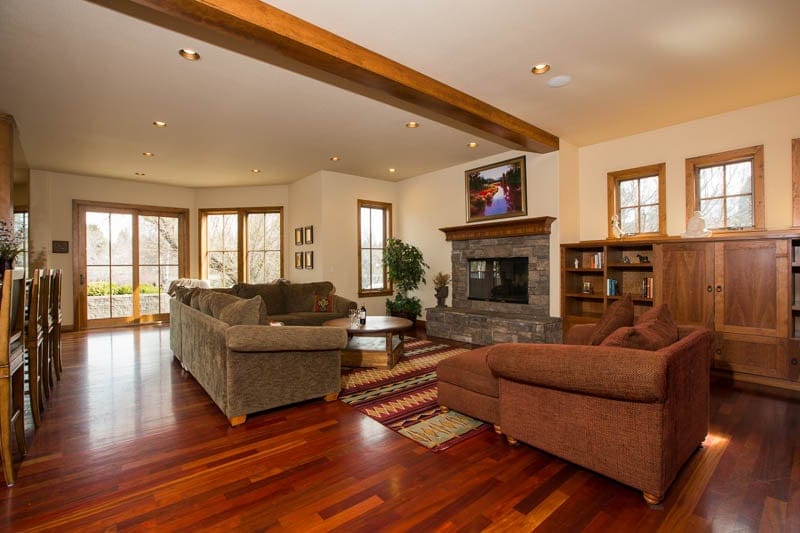 Cozy living room with fireplace.