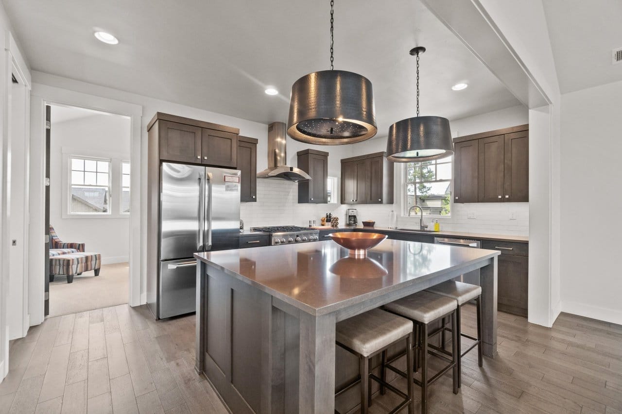 Modern kitchen with island counter.