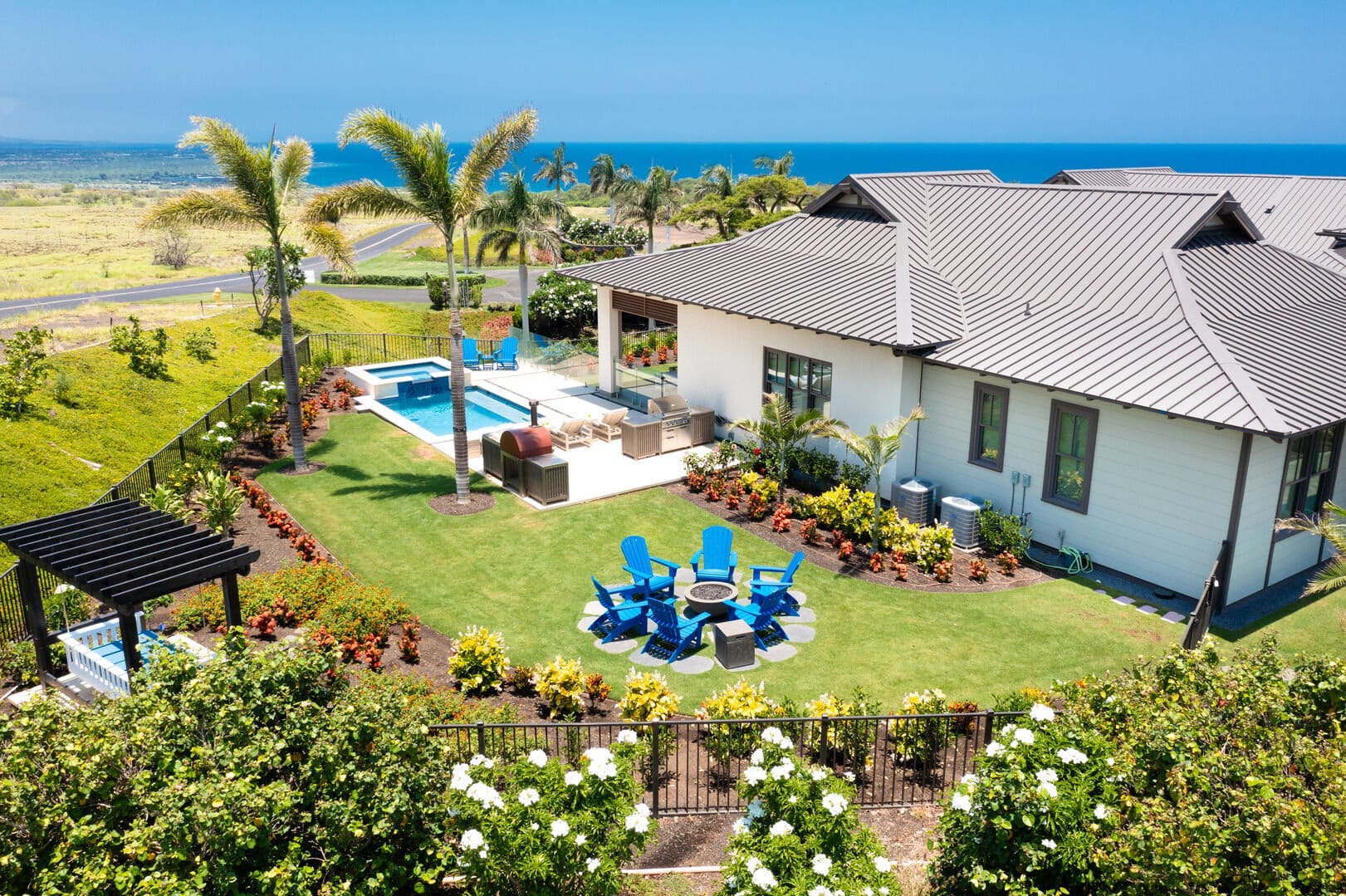 House with pool and ocean view.