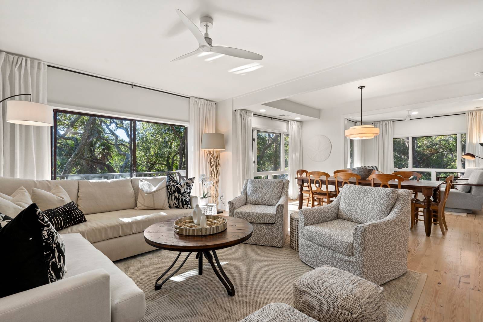 Spacious living and dining area.