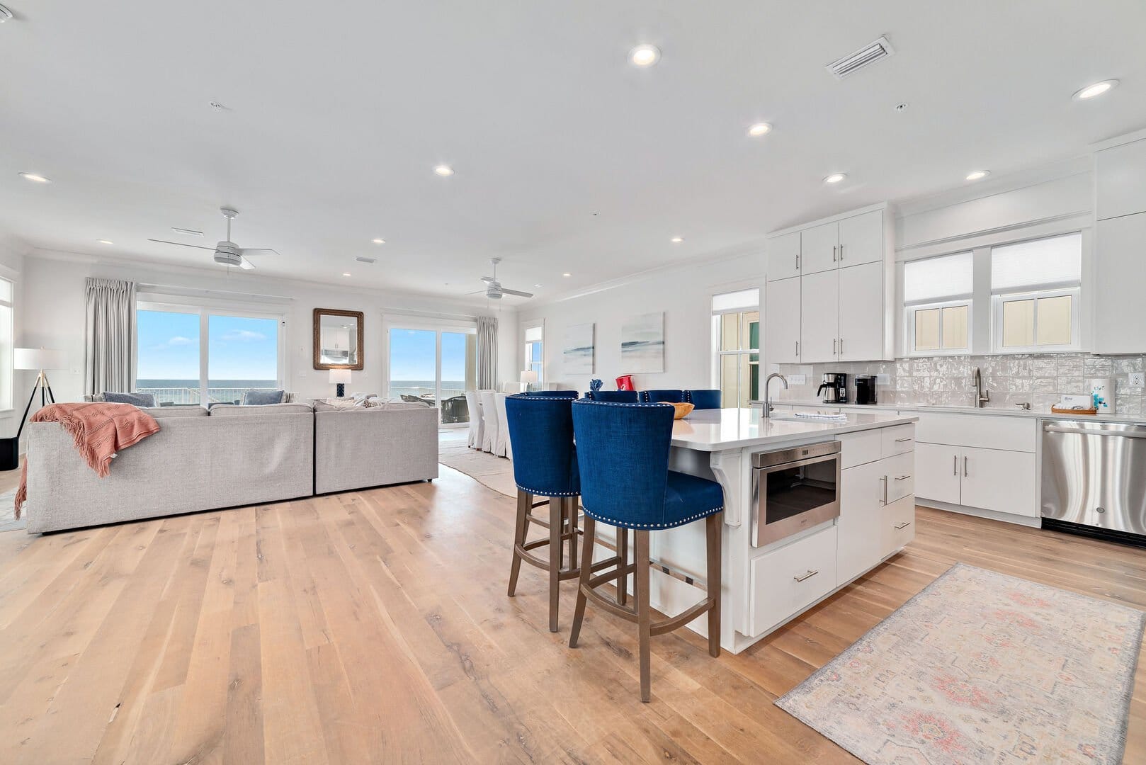 Modern open-plan kitchen and living room.