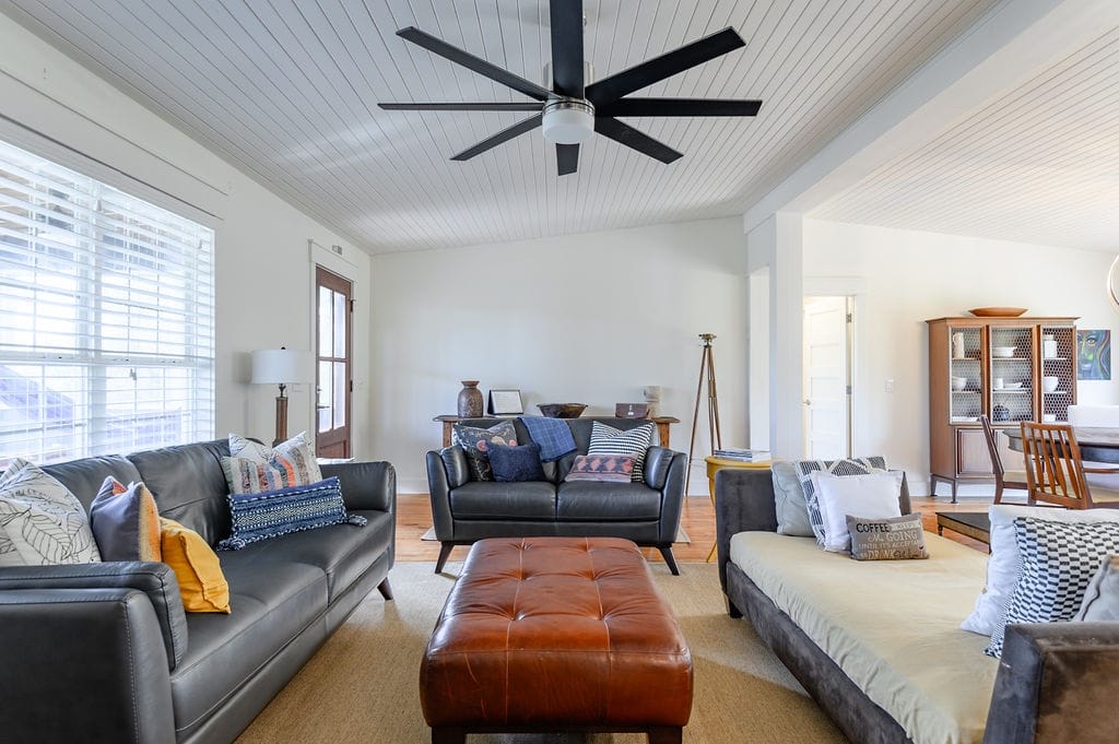 Cozy living room with leather sofas.