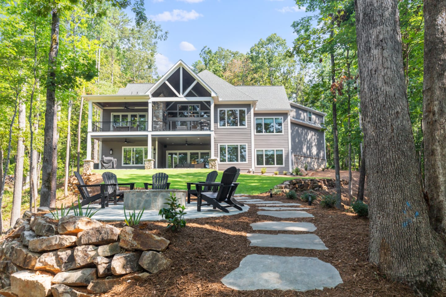 Backyard view of modern house.