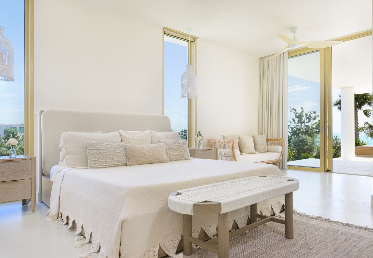 Bright, modern bedroom with balcony.