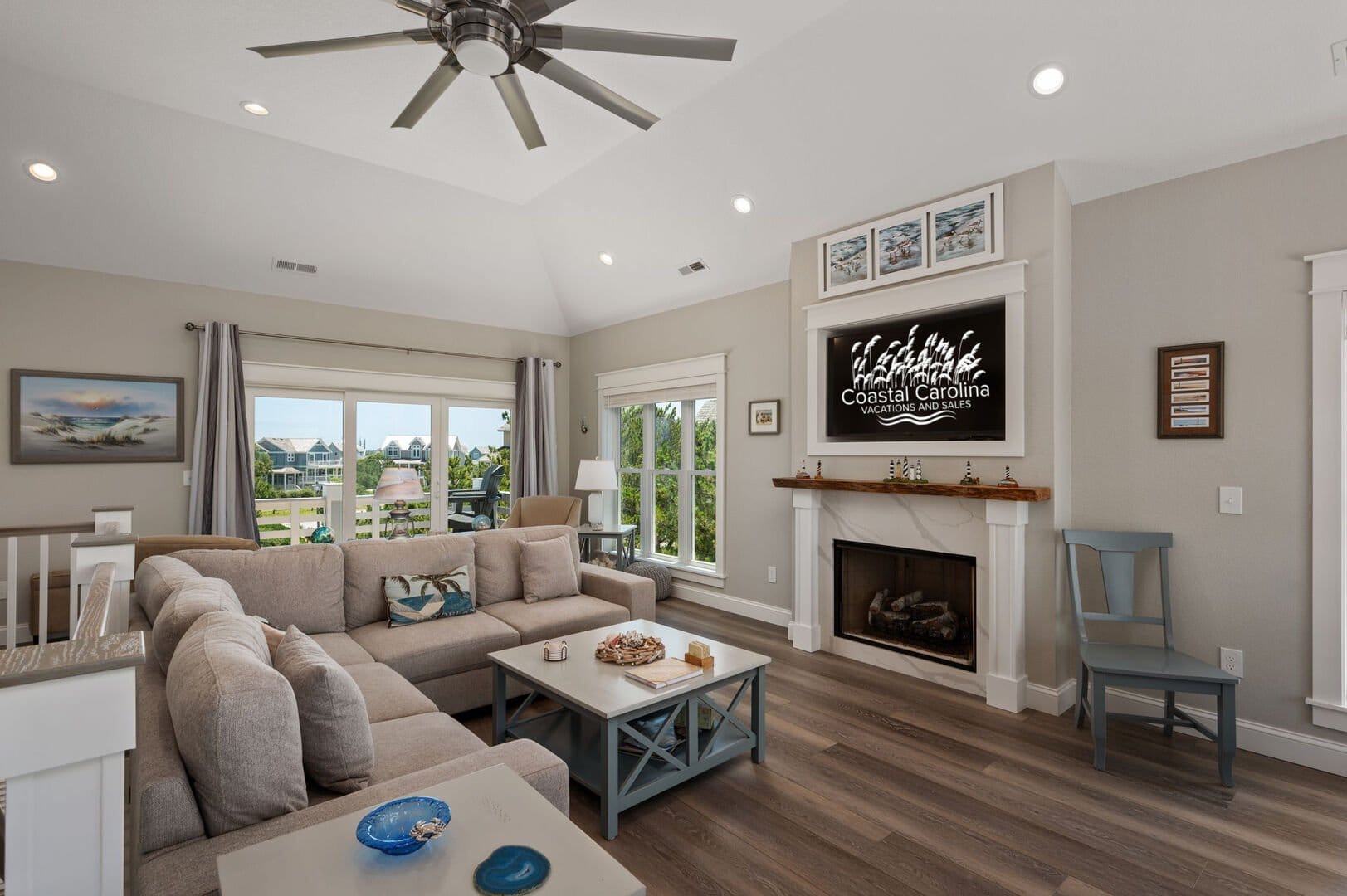 Cozy living room with fireplace.