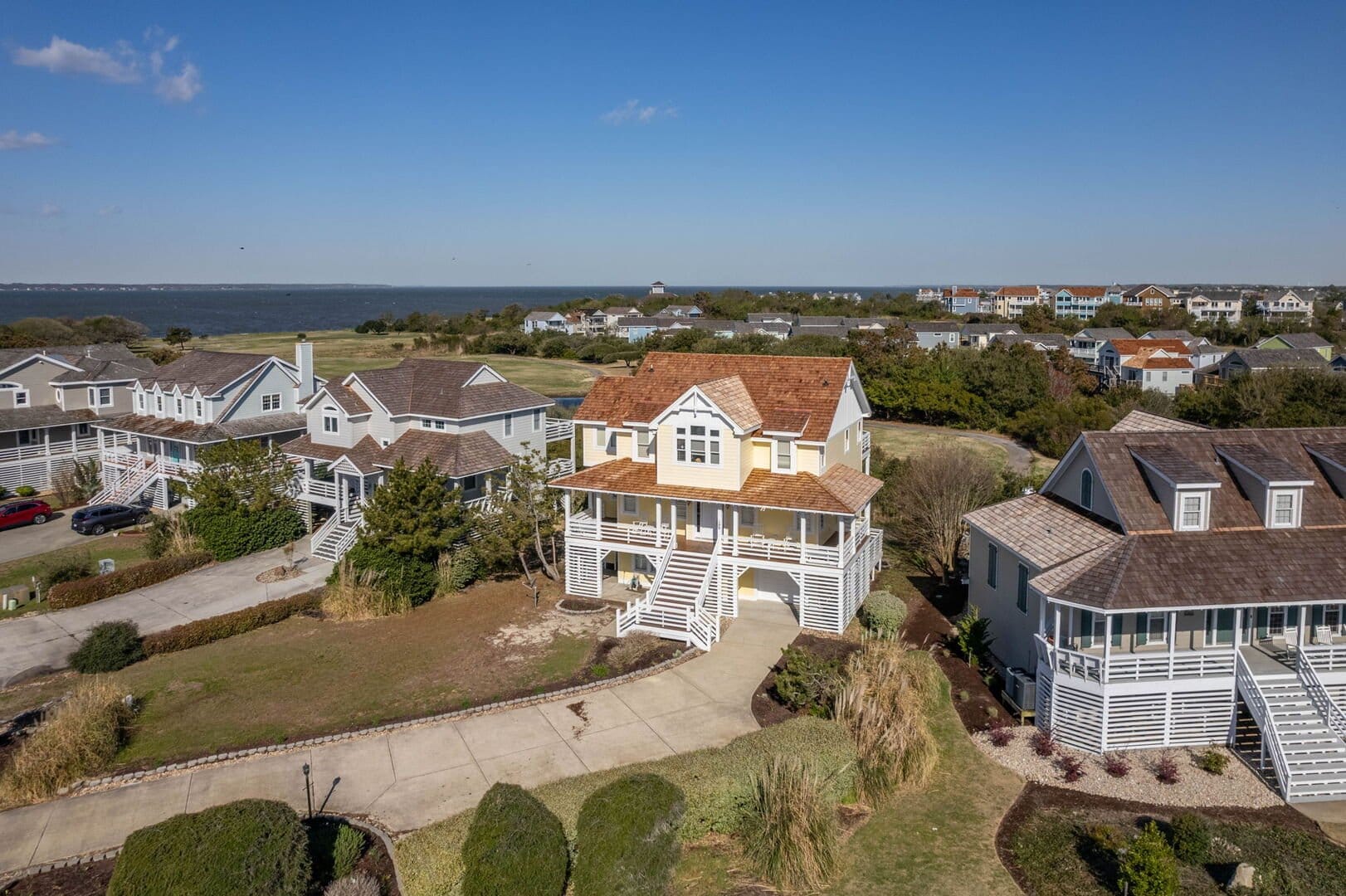 House with porch and view.