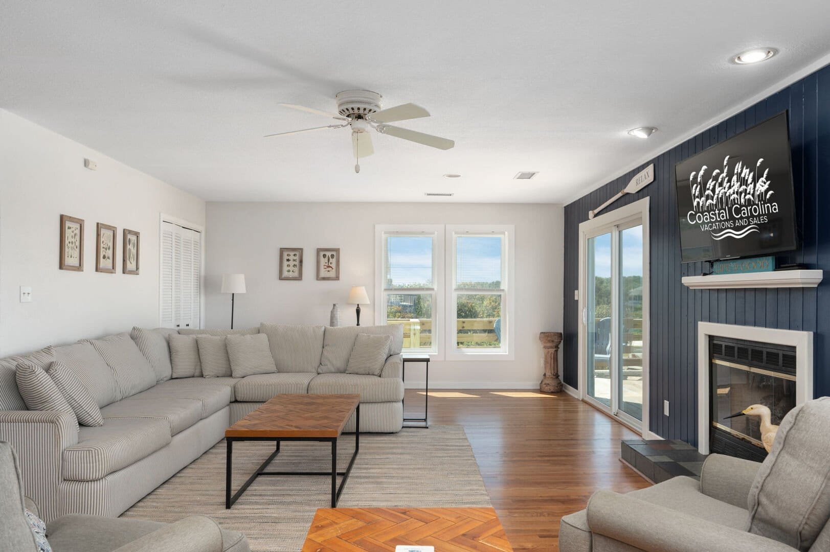 Spacious living room with sectional.