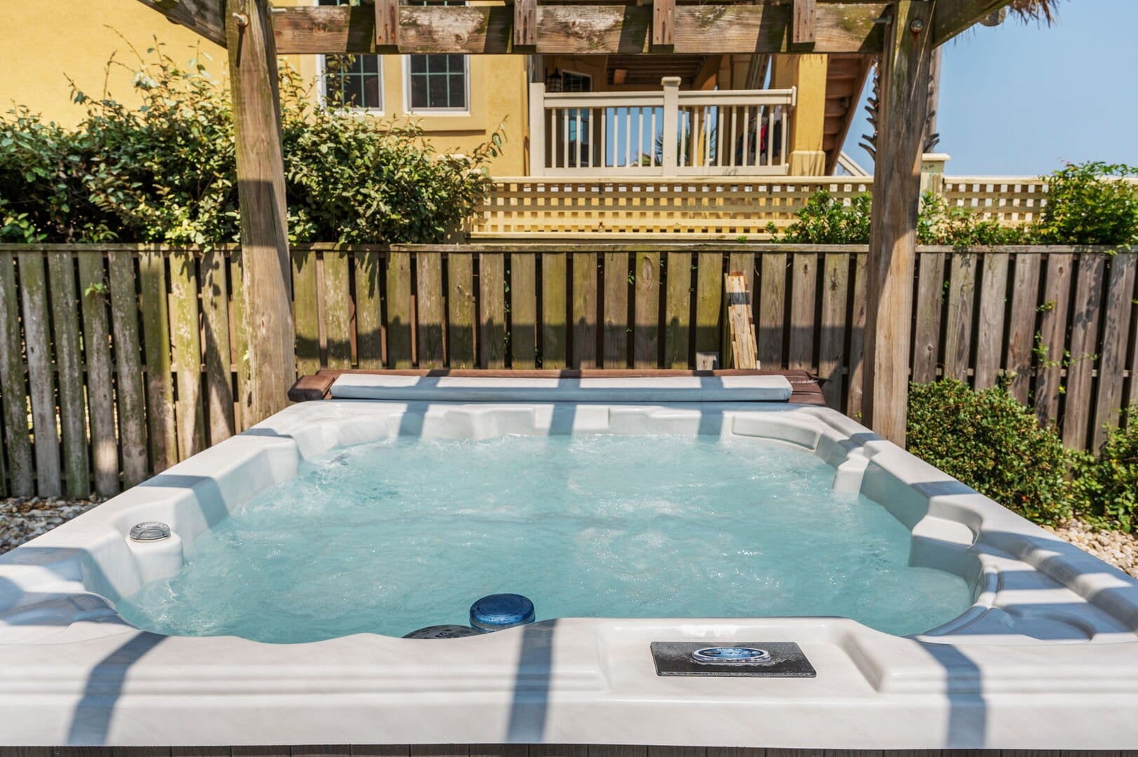 Outdoor jacuzzi with bubbling water.