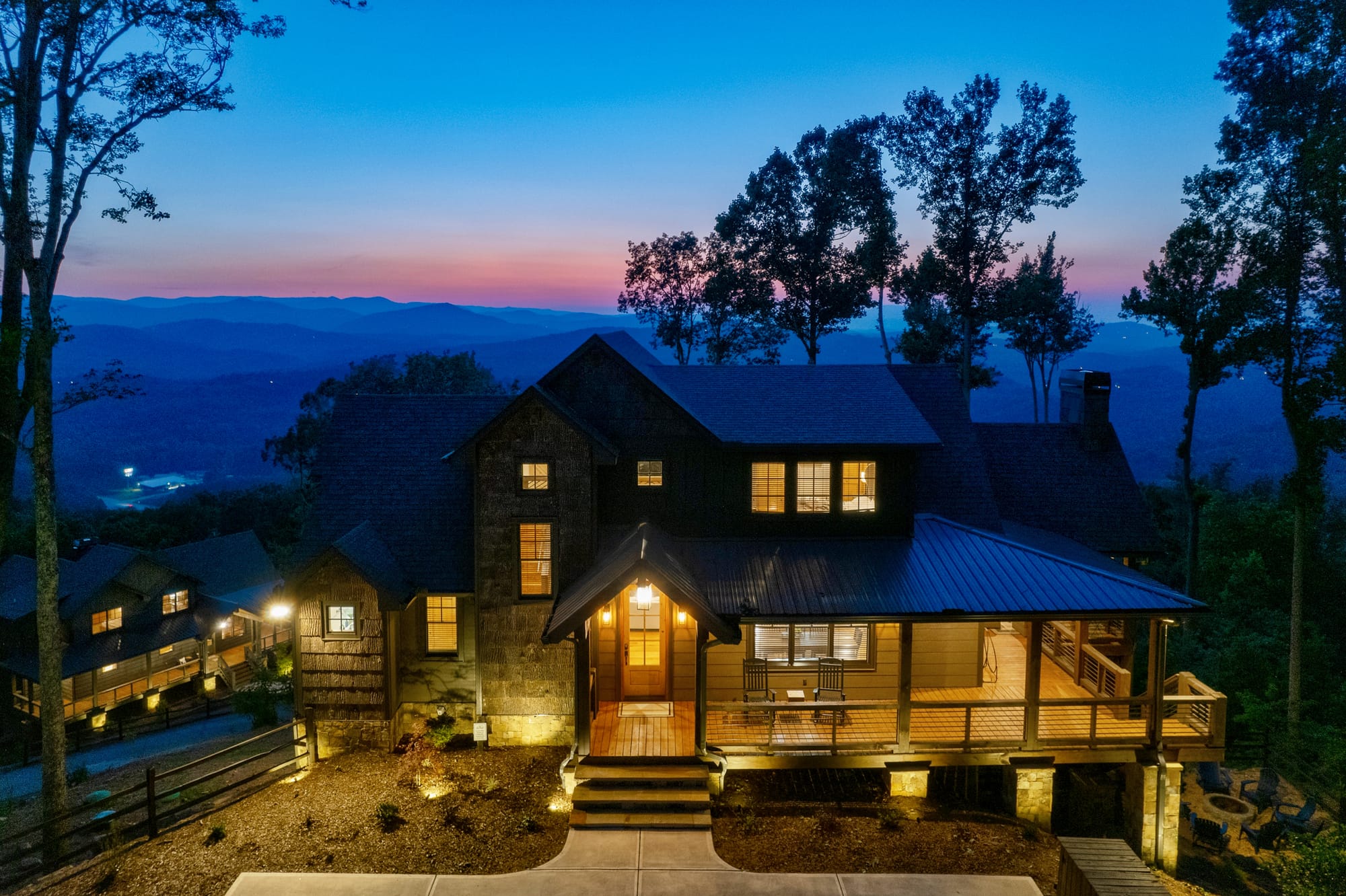 Daybreak Ridge in Blue Ridge