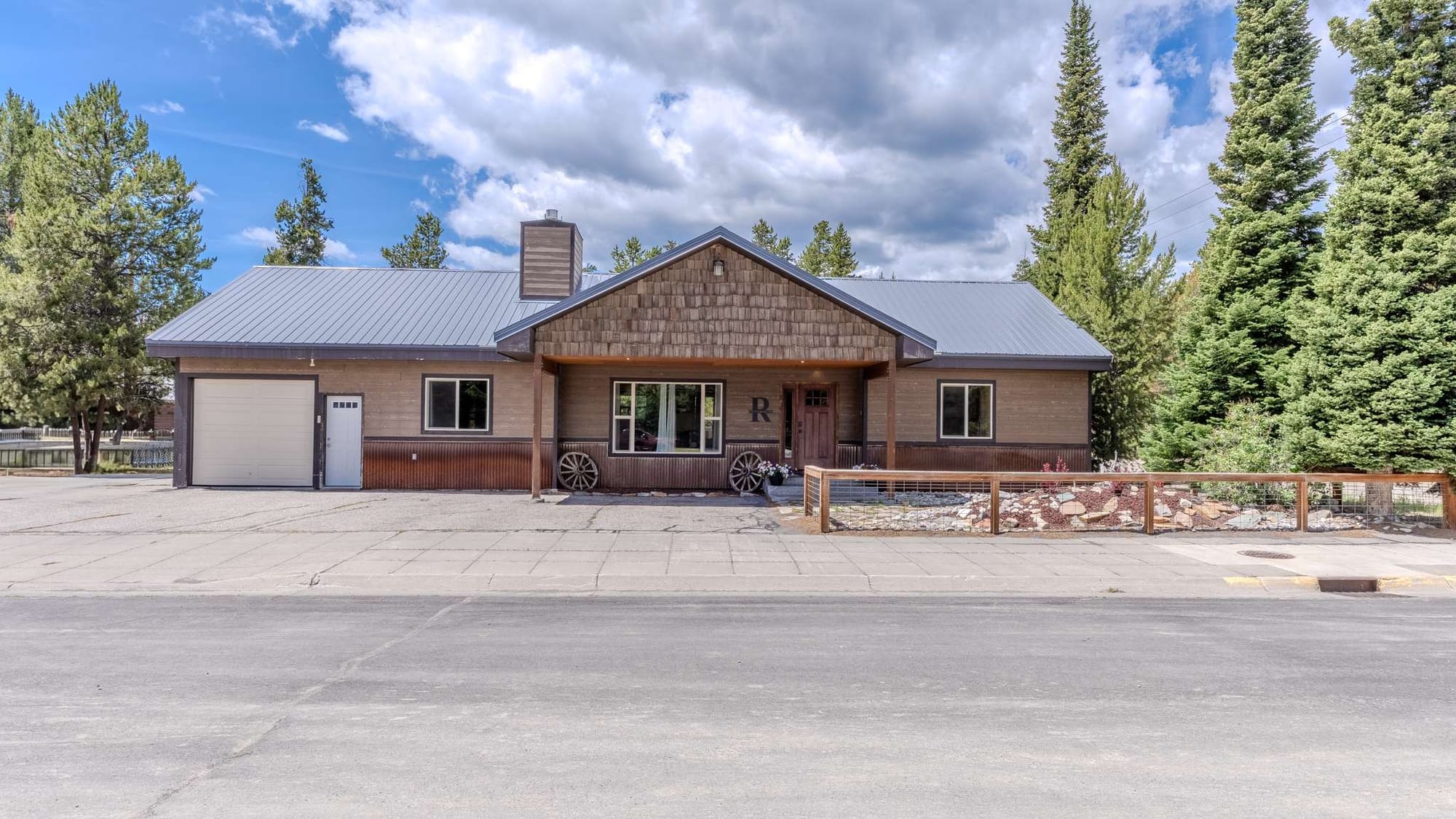 Rangers Retreat in West Yellowstone