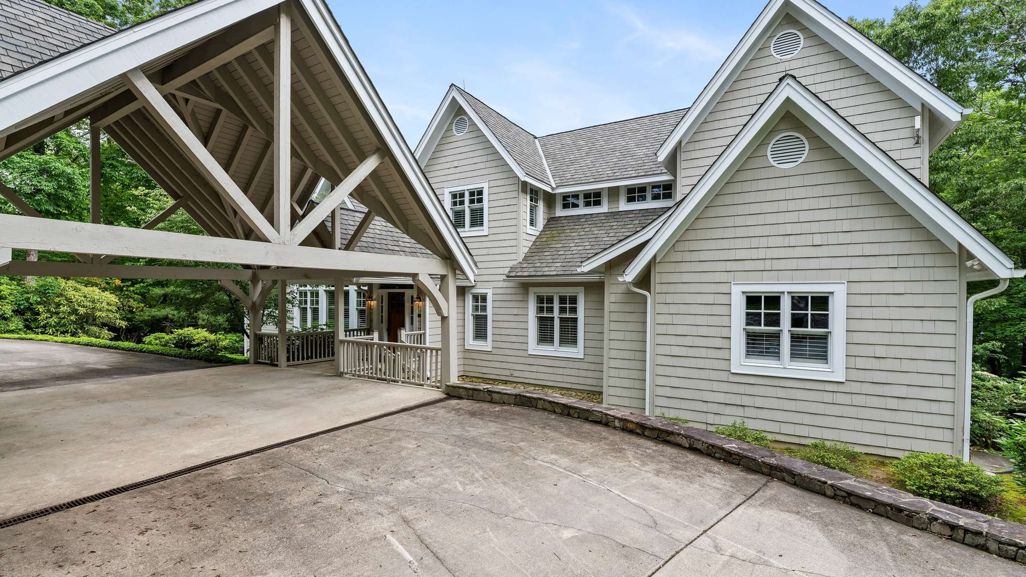 Seven Oaks Cottage in Highlands