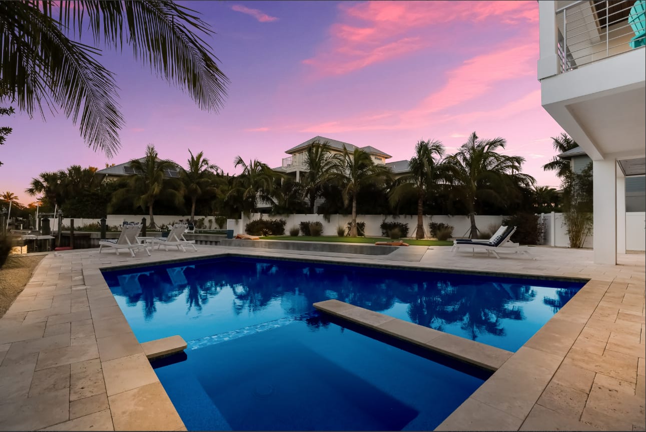 Yacht Sea in Anna Maria Island And Sarasota