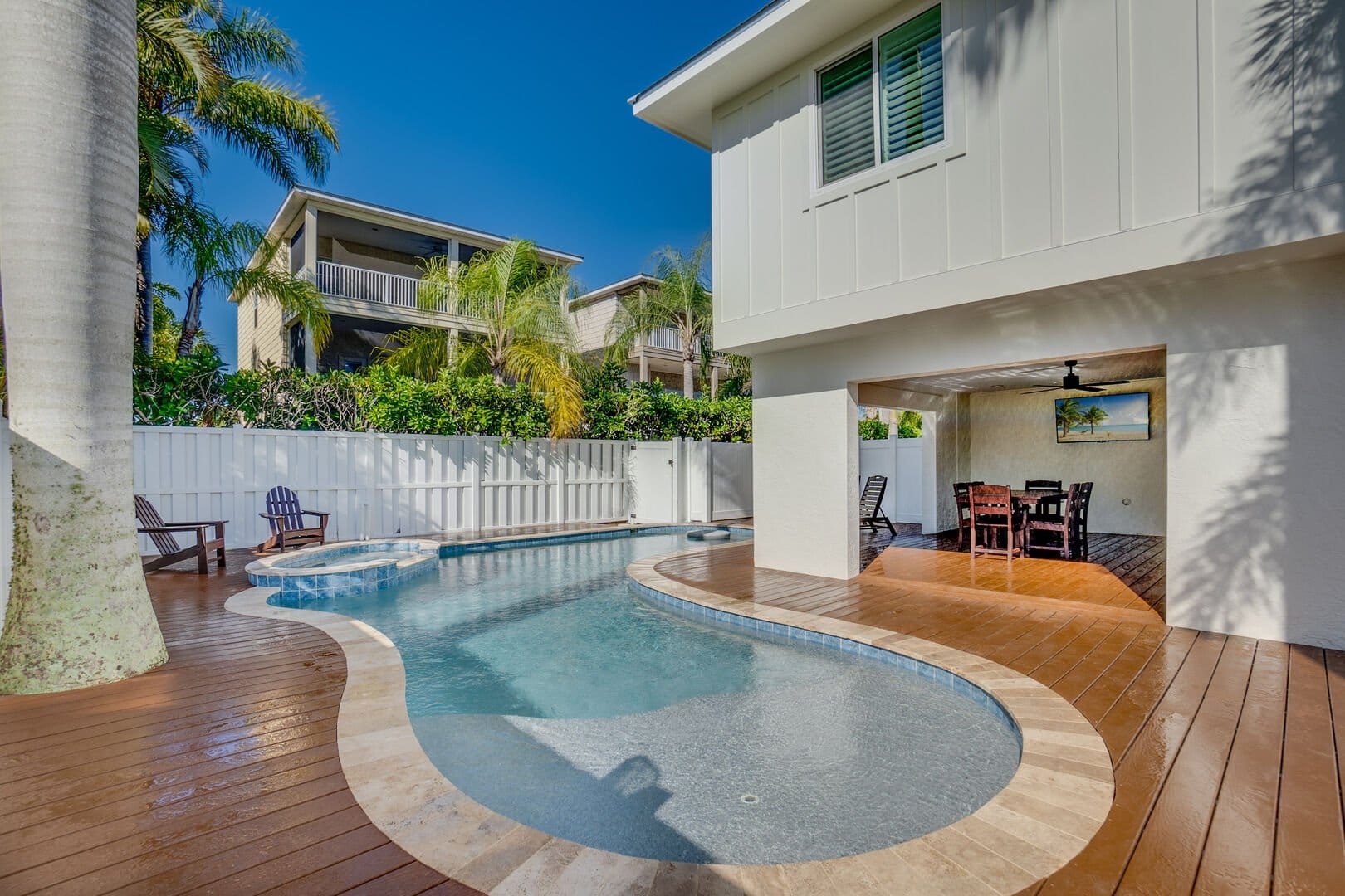 Paradise Palms