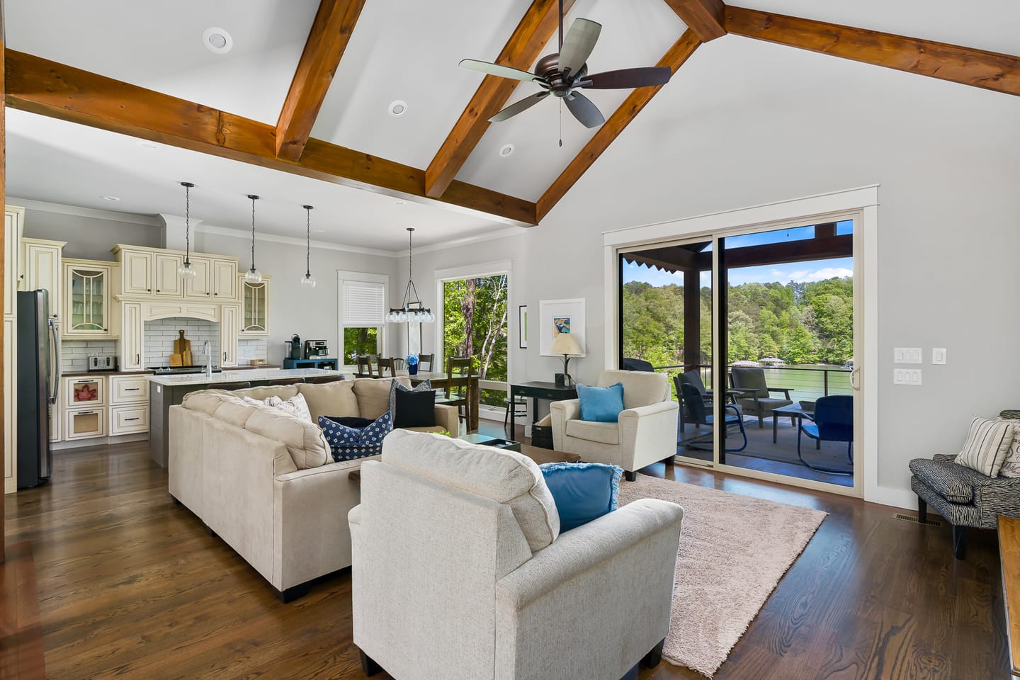 Hideaway Cove on Lake Keowee