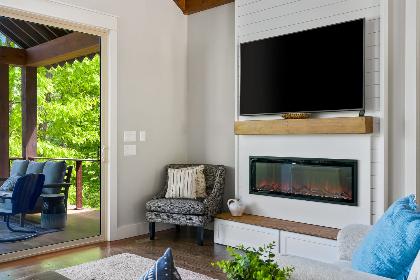 Hideaway Cove on Lake Keowee