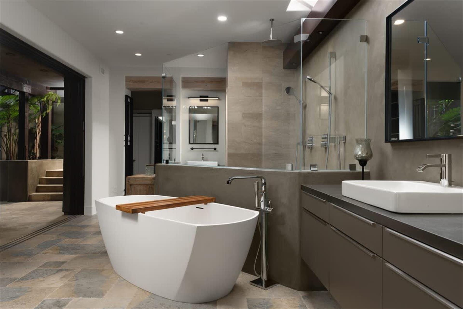 2204 Waterfront