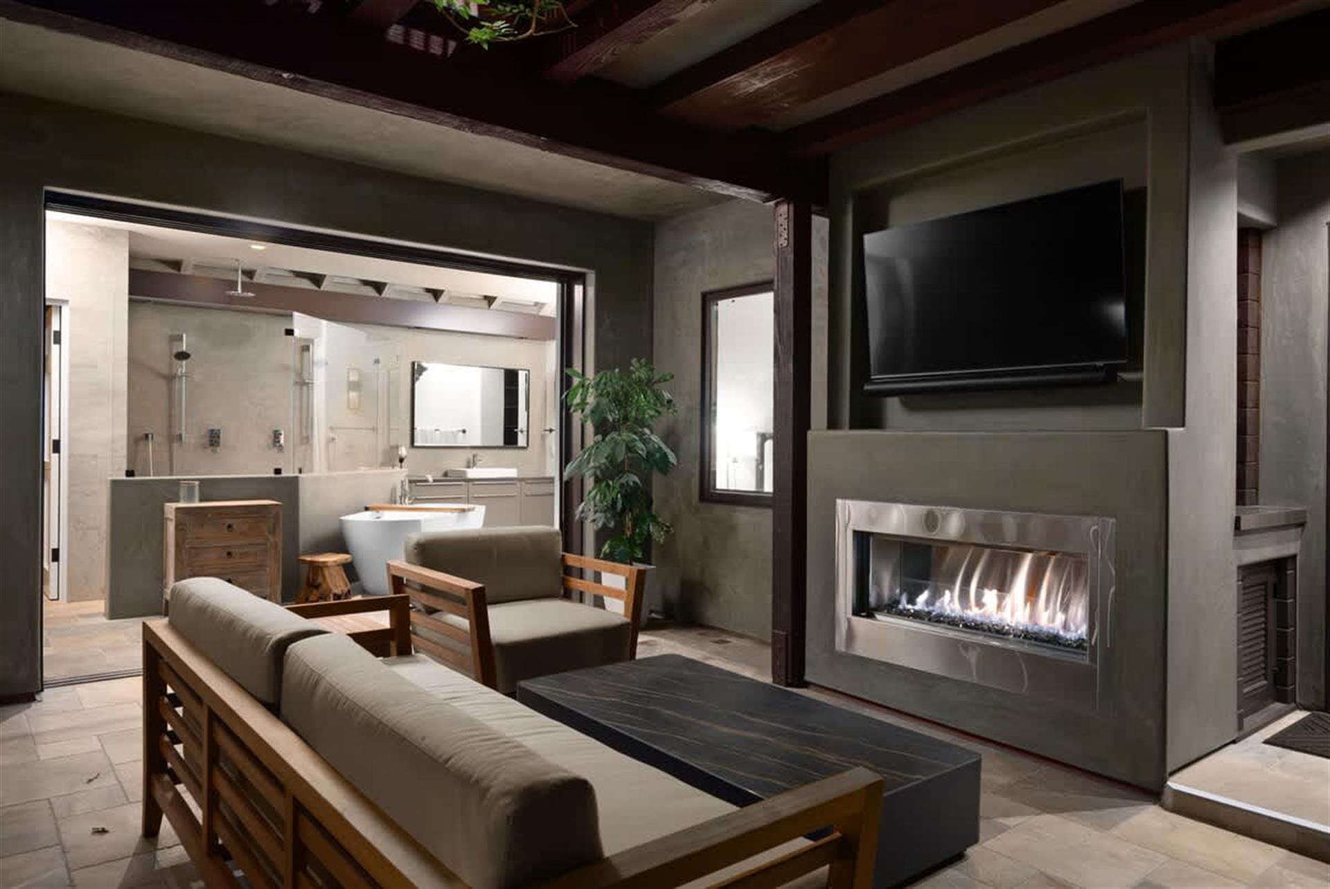 2204 Waterfront