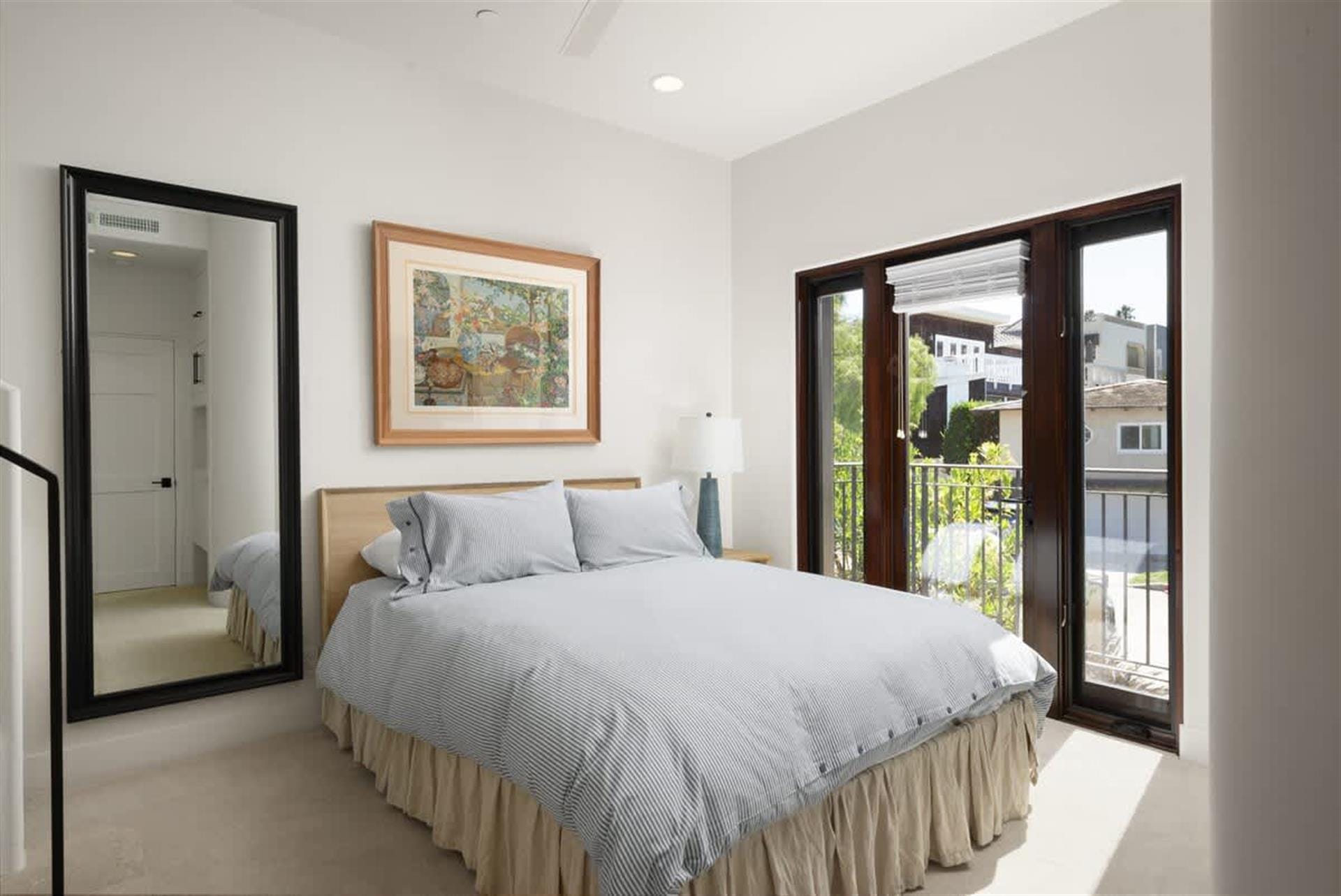 2204 Waterfront