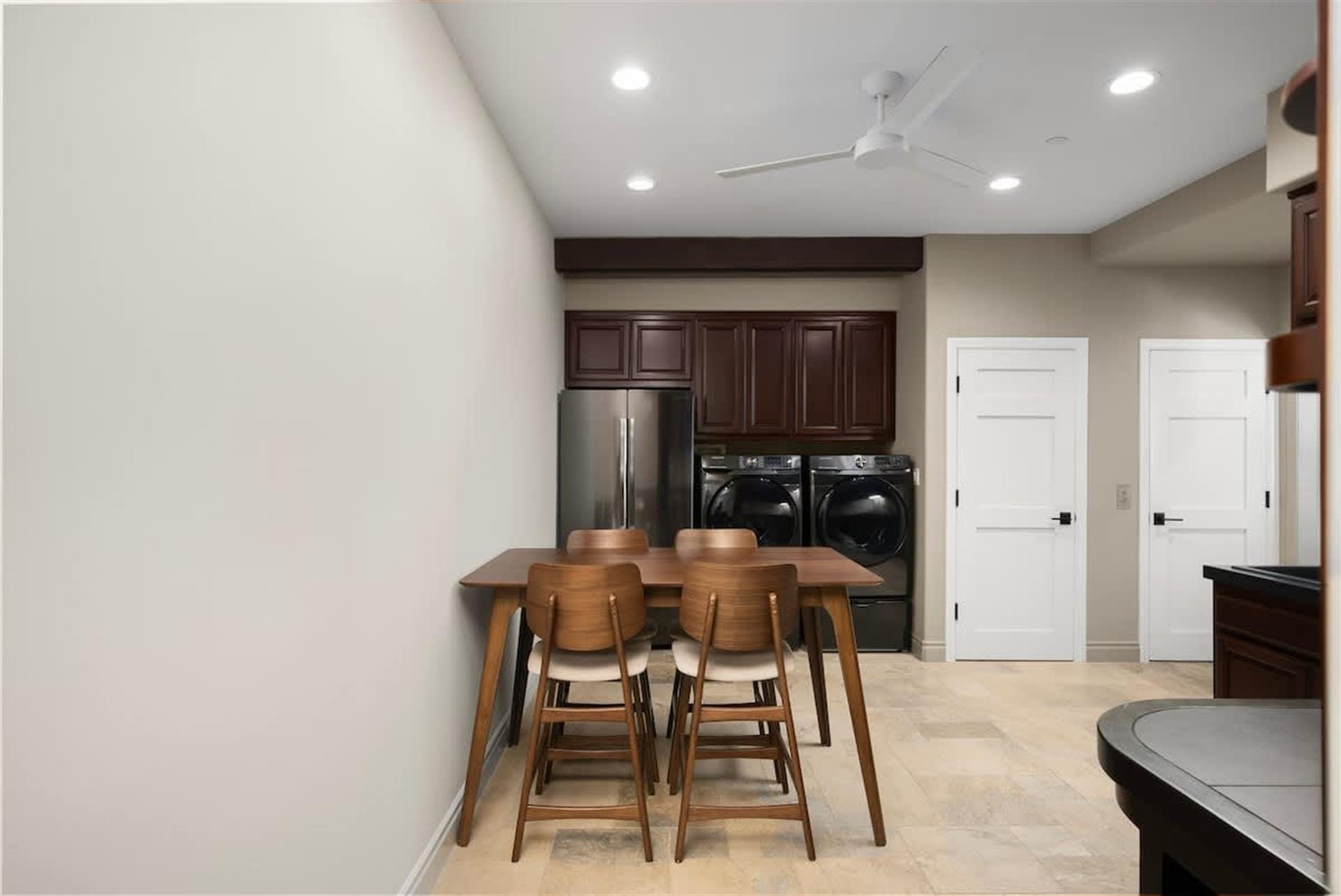 2204 Waterfront