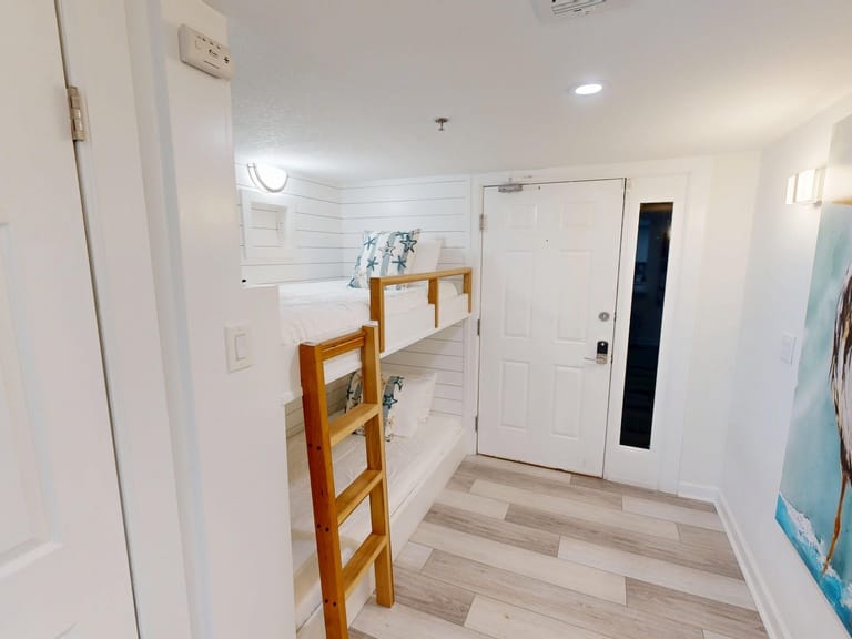 Destin Towers 113