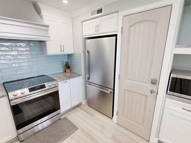 Beach House 104b