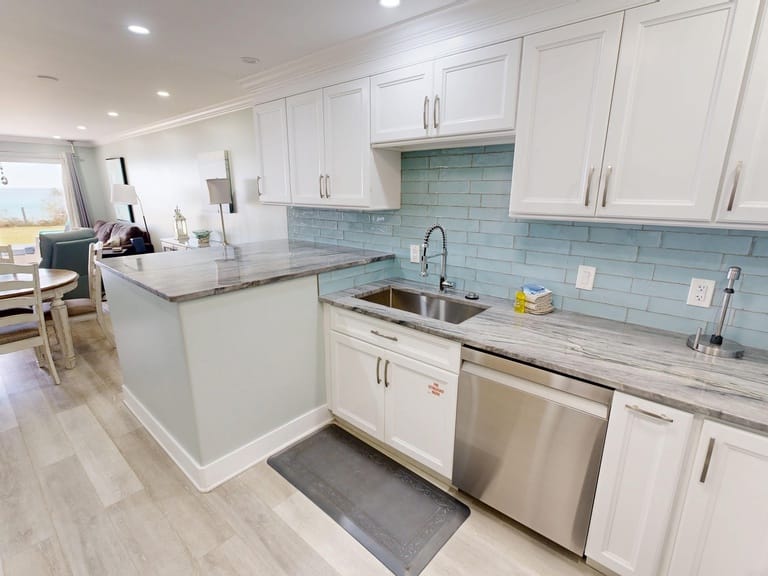 Beach House 104b