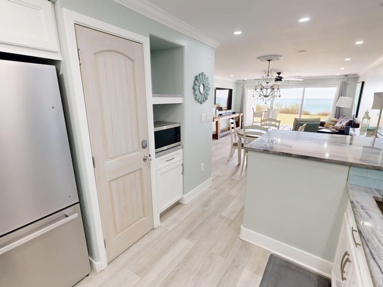 Beach House 104b