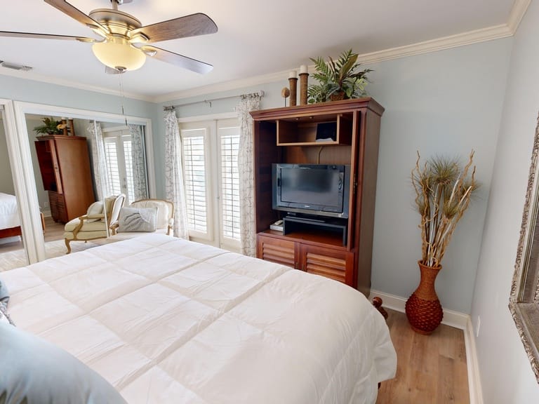 Sandpiper Cove