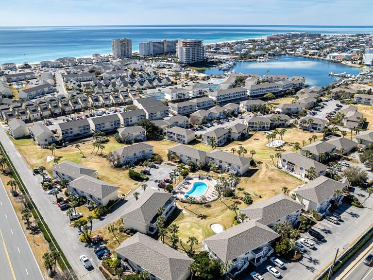 Sandpiper Cove