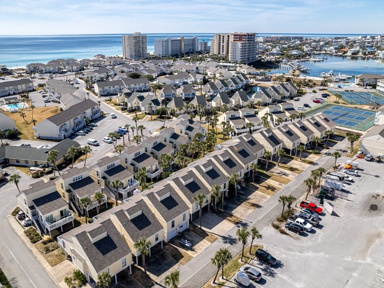 Sandpiper Cove
