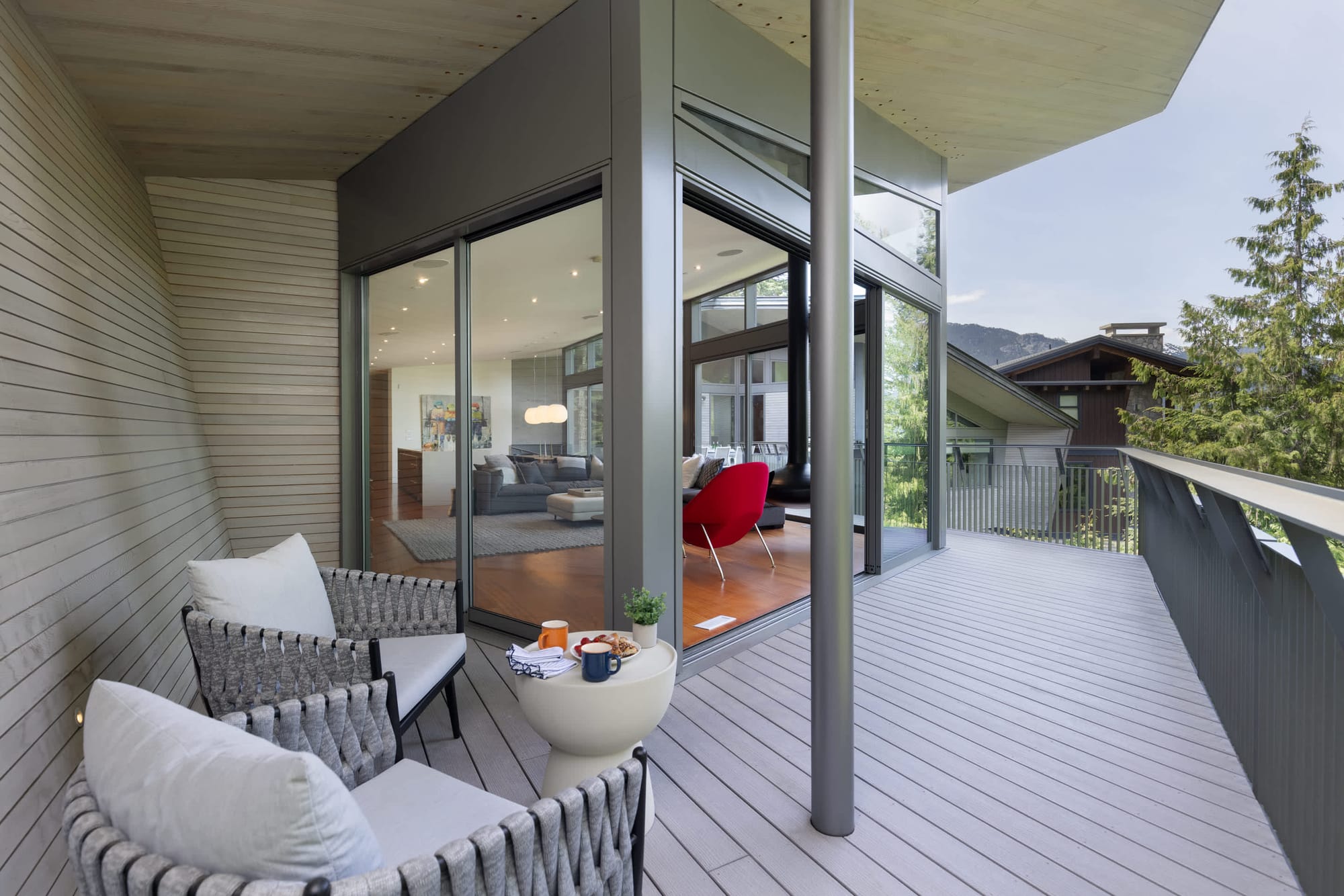 Kadenwood Skyhaus