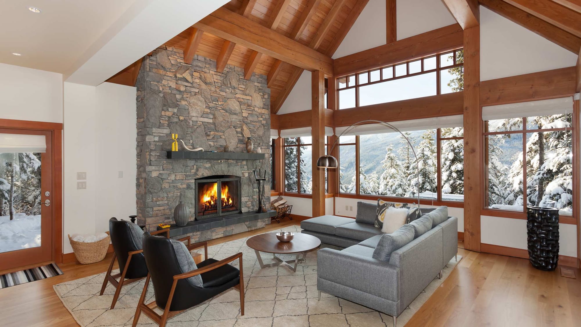Cozy living room with fireplace.