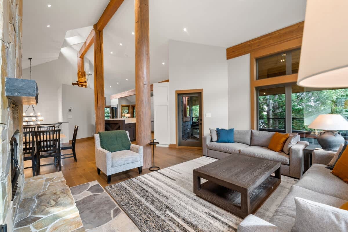 Glacier View Chalet