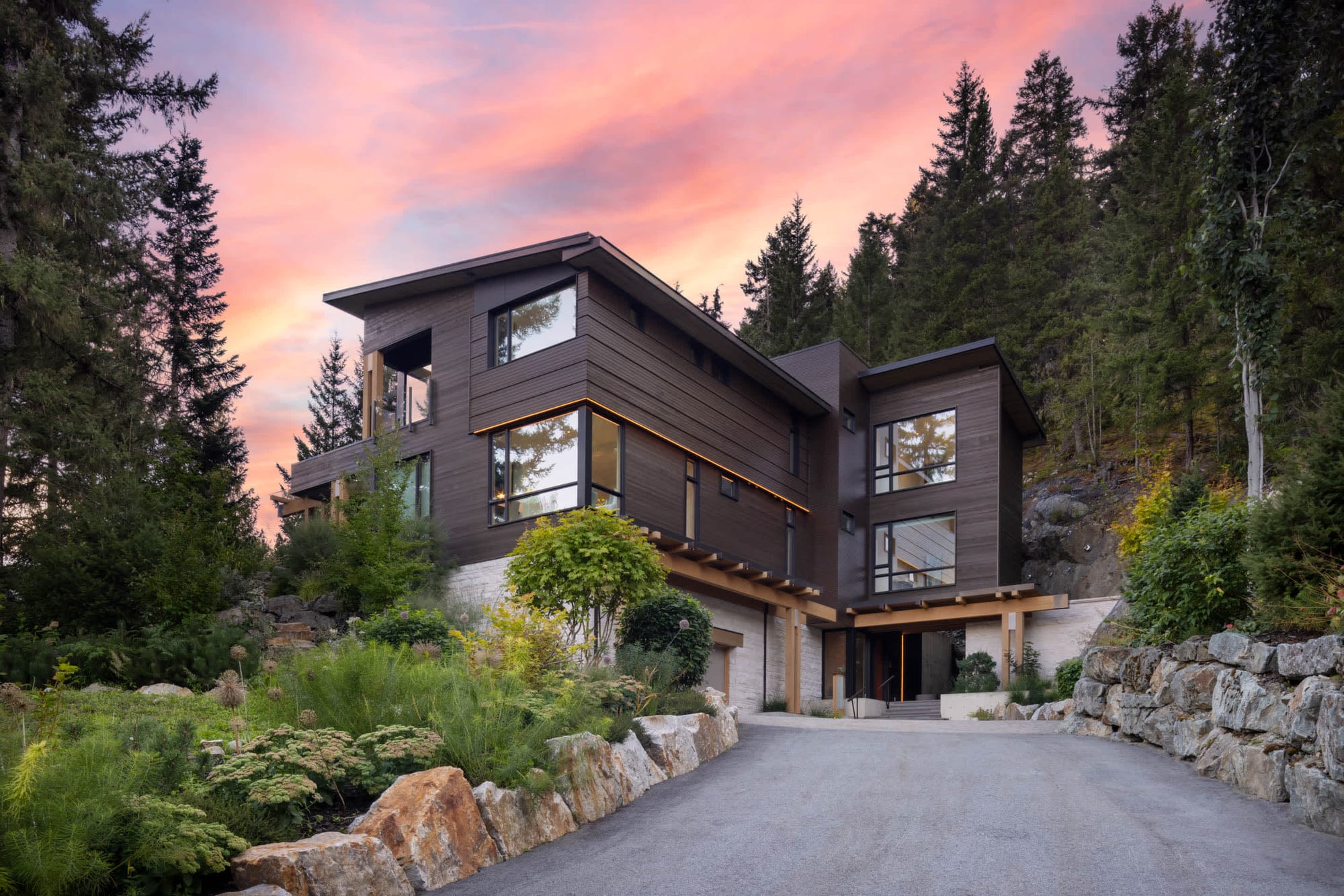Falcon View Chalet