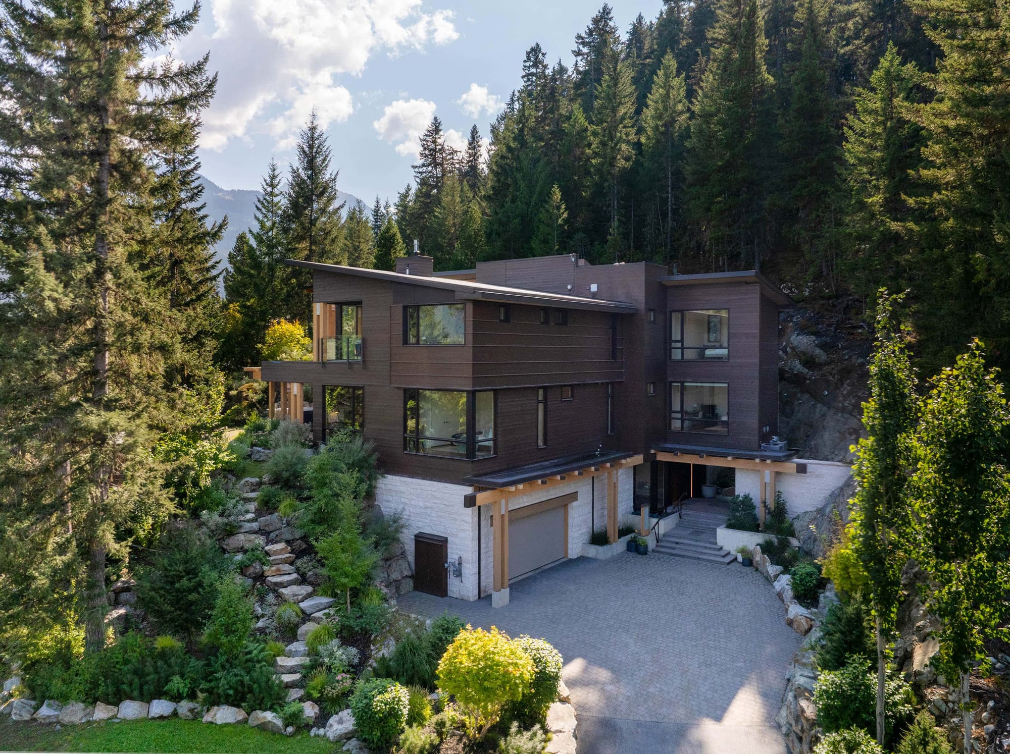 Falcon View Chalet