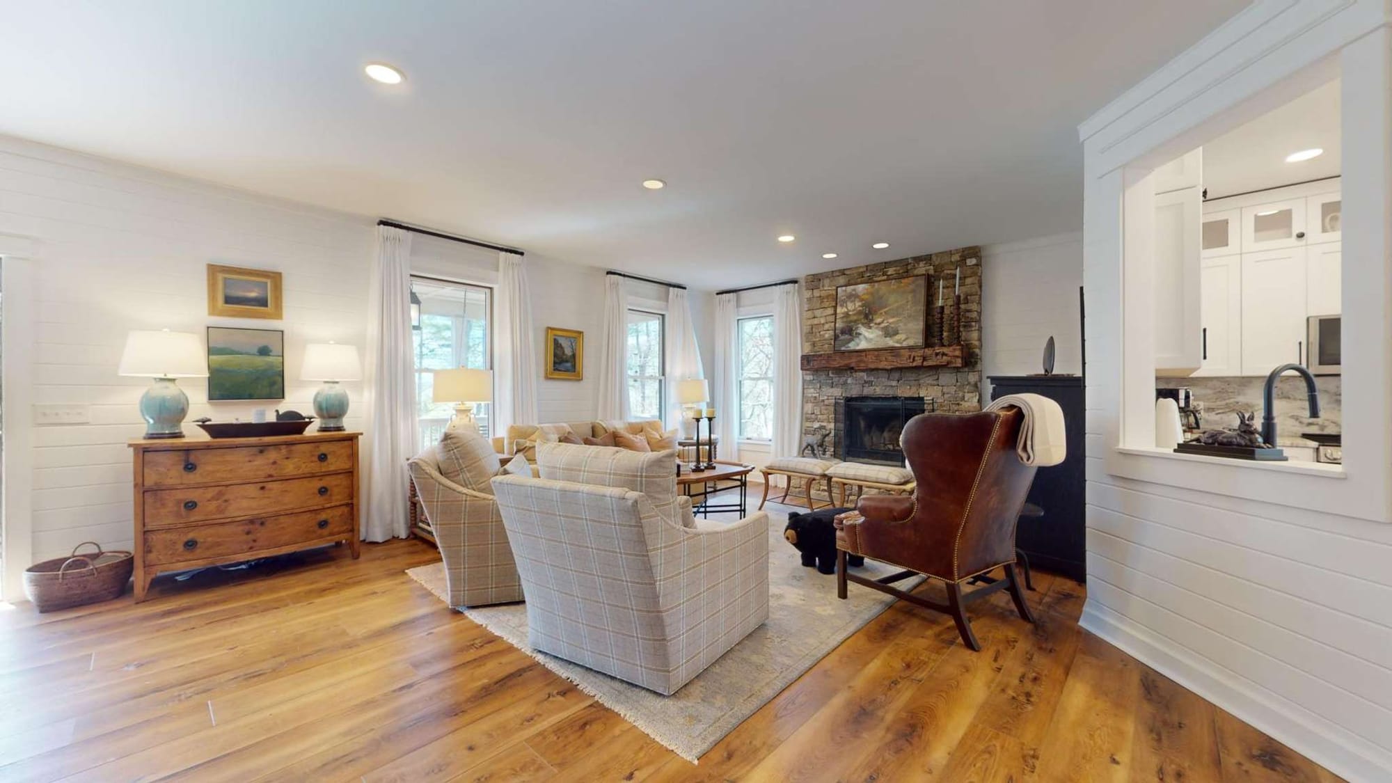 Lakeview Hideaway