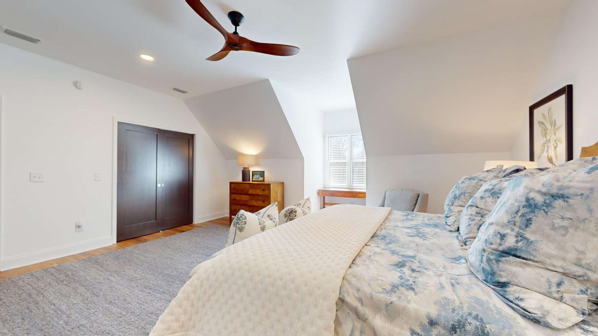 Lakeview Hideaway