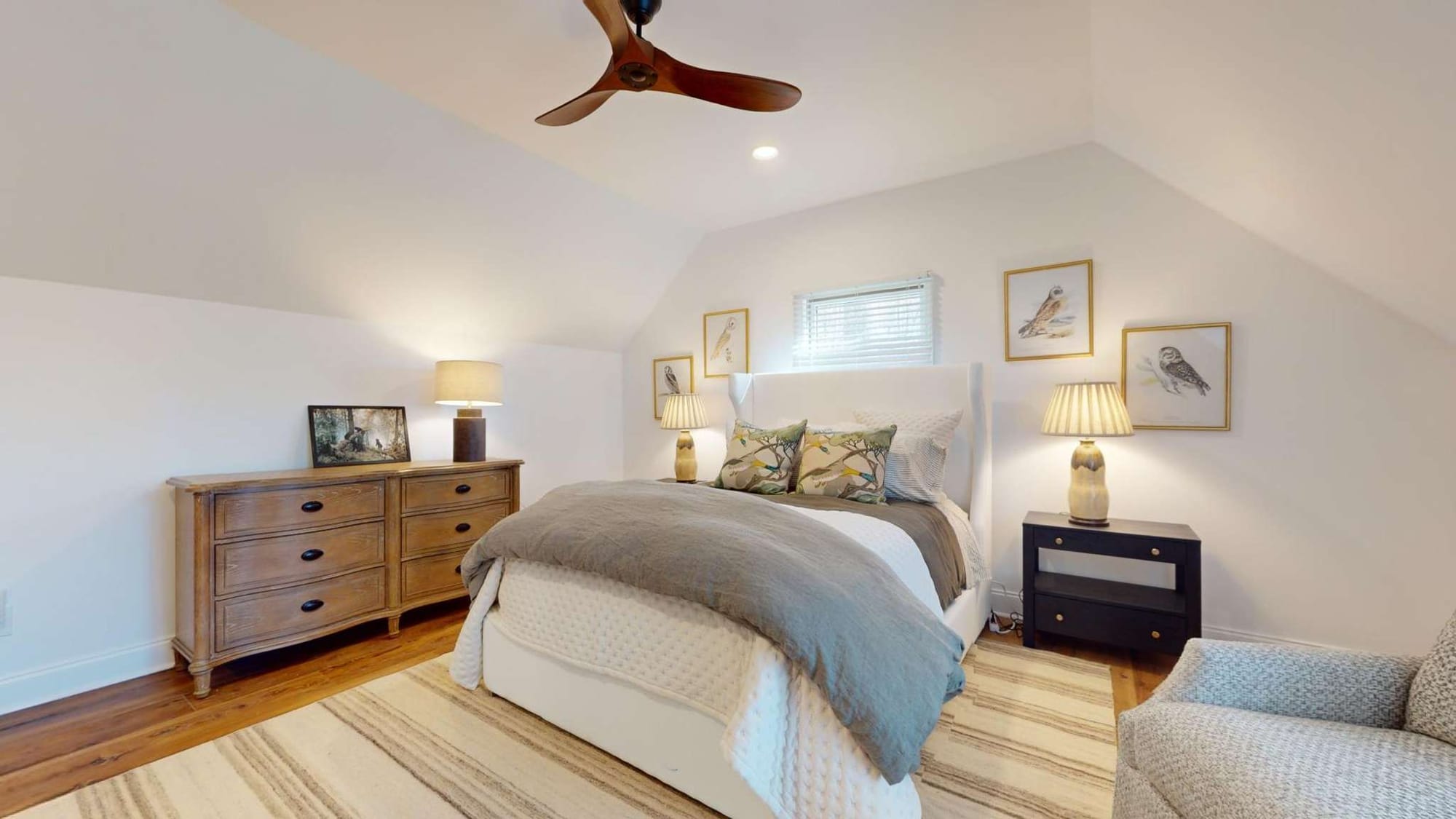 Lakeview Hideaway