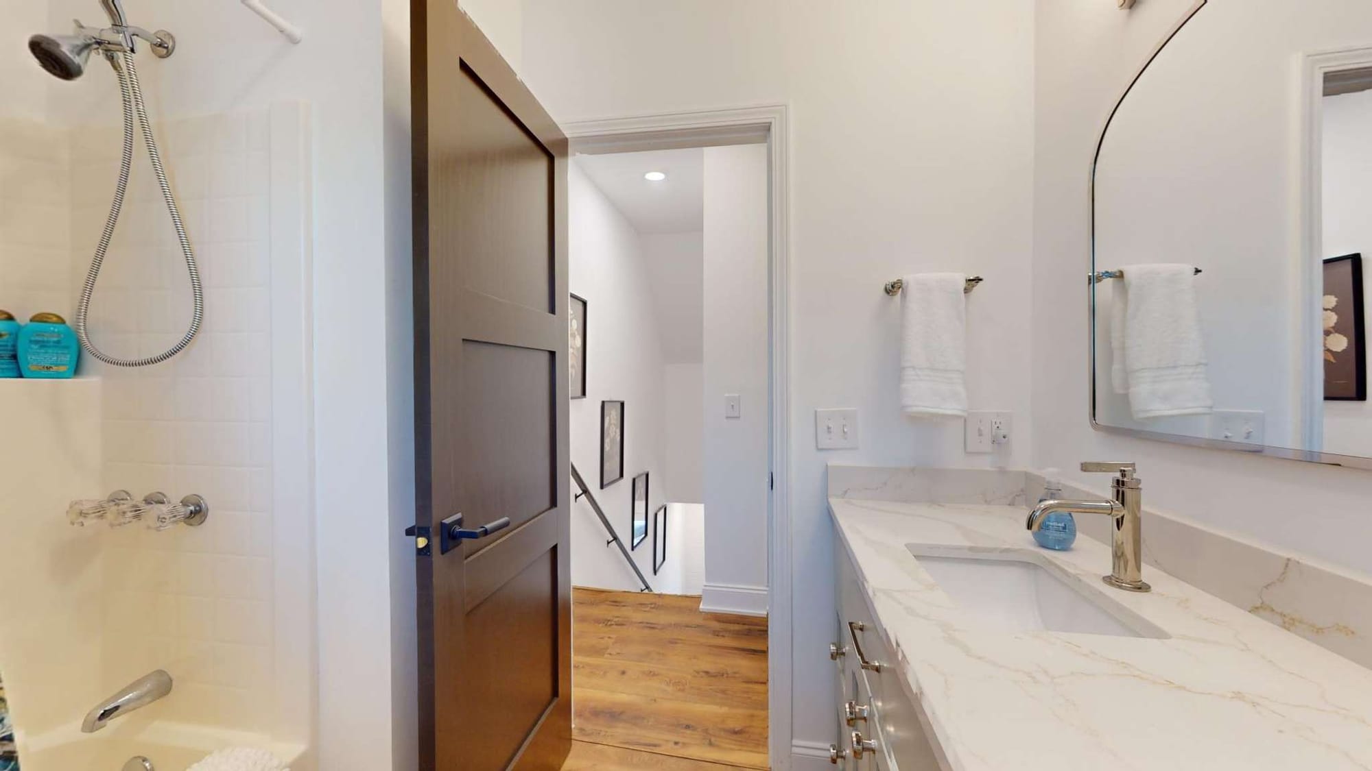 Lakeview Hideaway