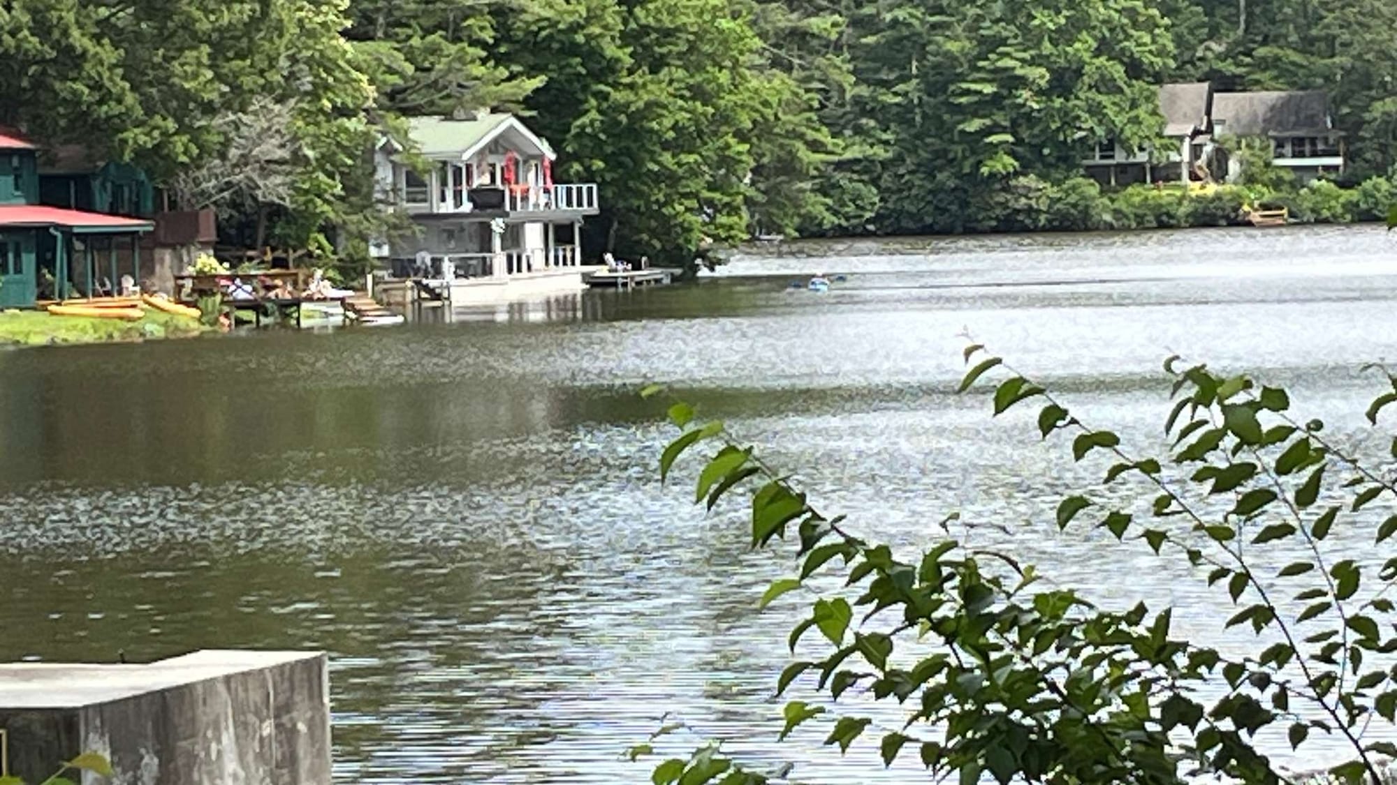 Sequoyah Lakeside Lodge
