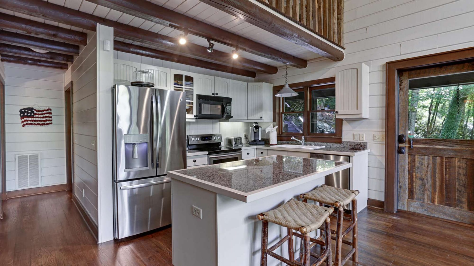 Sparkling Waters Lakefront Retreat