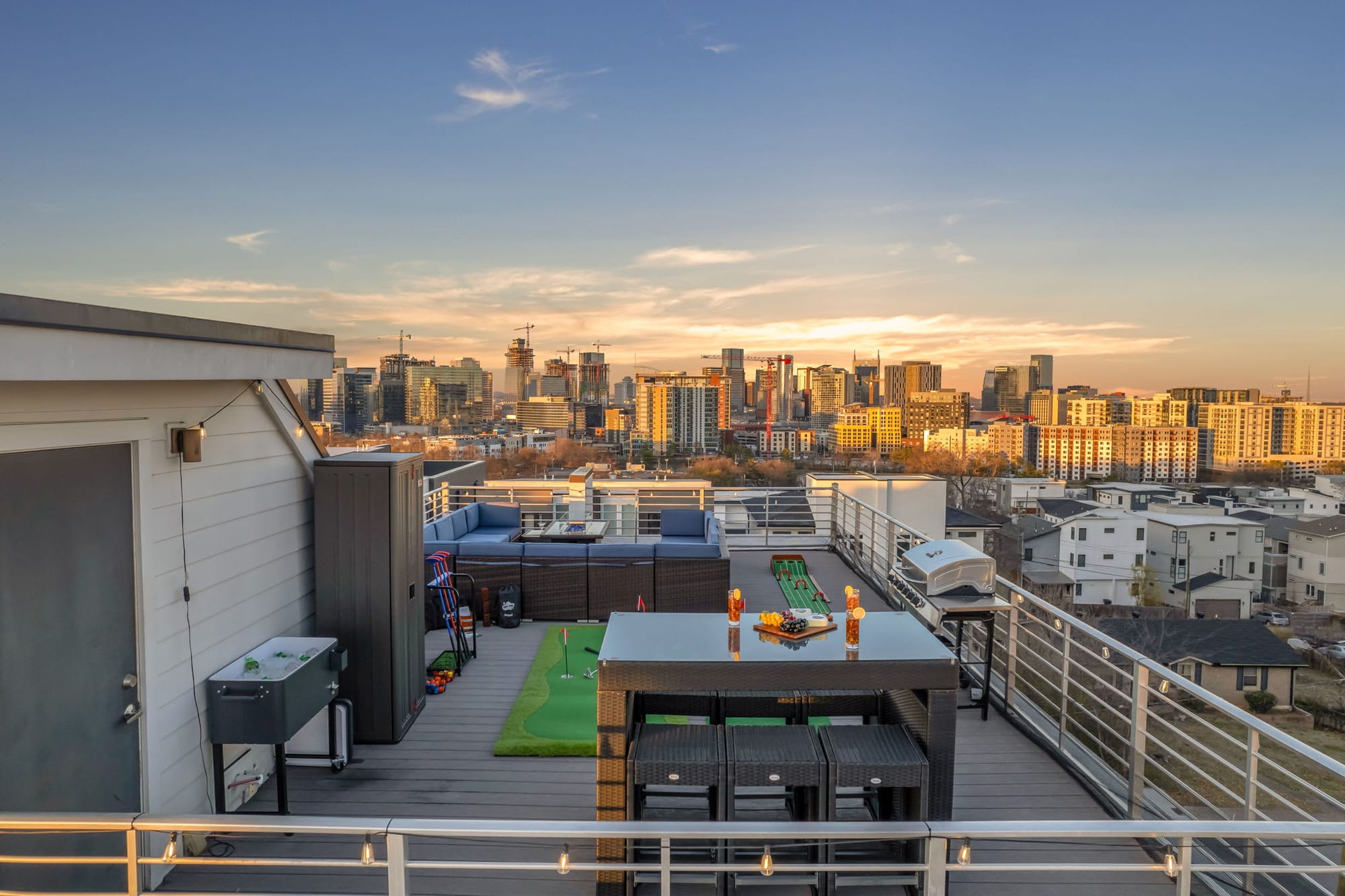 Skyline Social