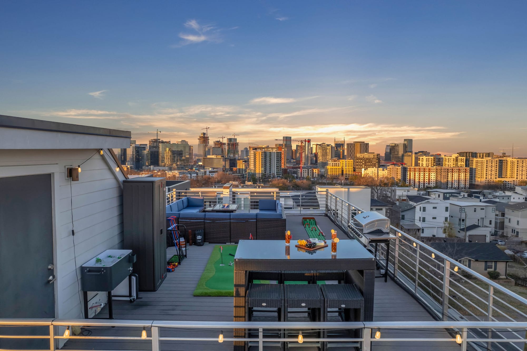 Skyline Social